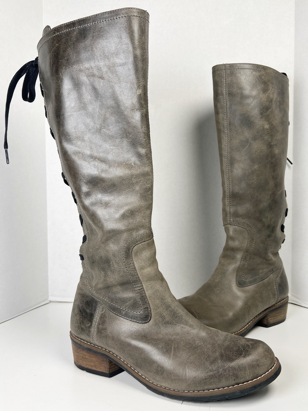 WOLKY Women’s Size EU 41 /US 9.5-10 Gray Leather Pardo Knee-Length Lace-up Boots